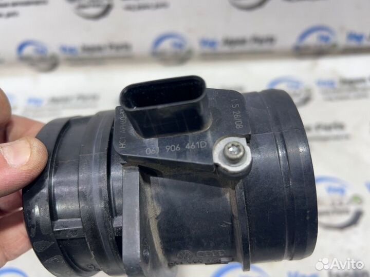 Датчик массового расхода воздуха Audi A4 B8 cdnc