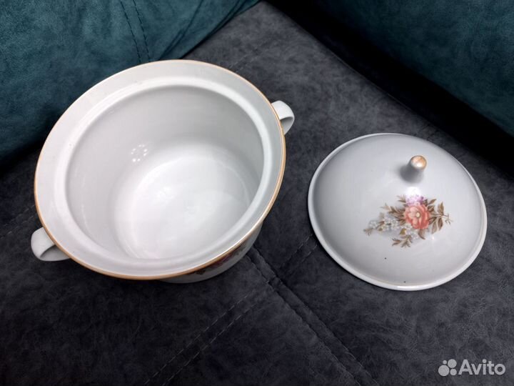 Фарфоровая супница СССР