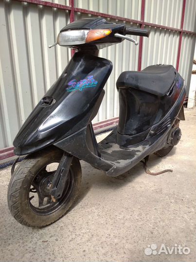 Suzuki sepia