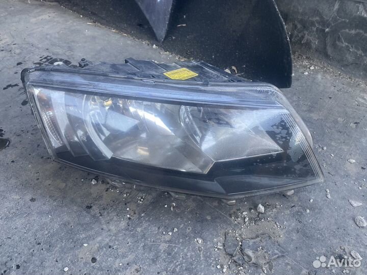 Hyundai solaris фара