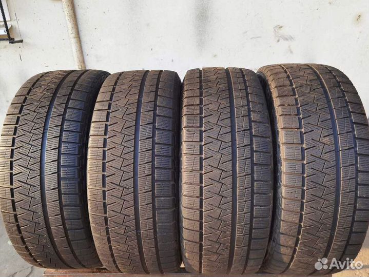 Pirelli Ice Asimmetrico 235/50 R18 97Q