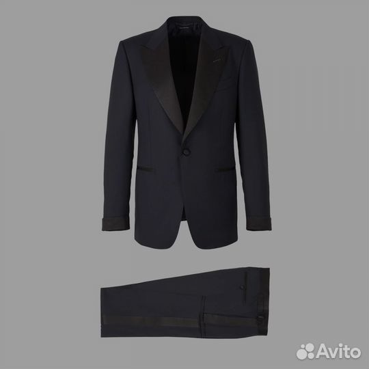 Элегантный смокинг Tom Ford, 52 оригинал