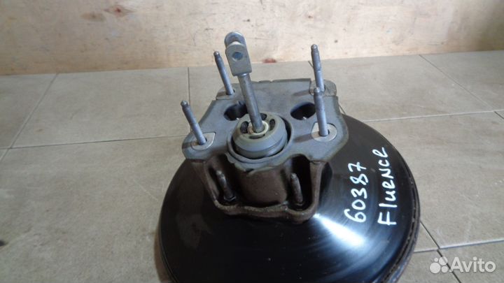 Усилитель тормозов Renault Fluence