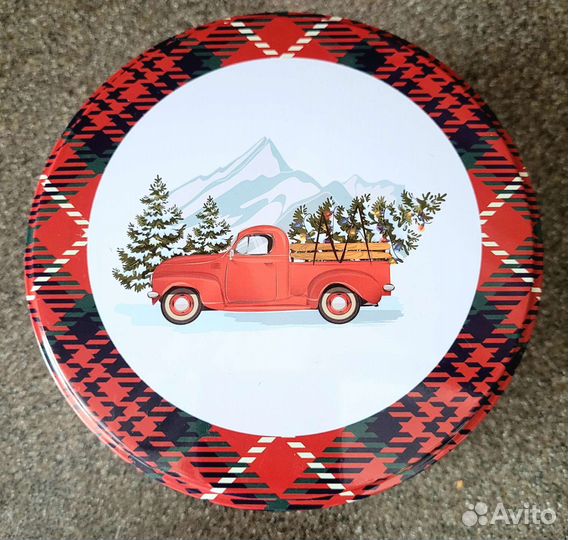 Новый набор баночек-шкатулок металлических