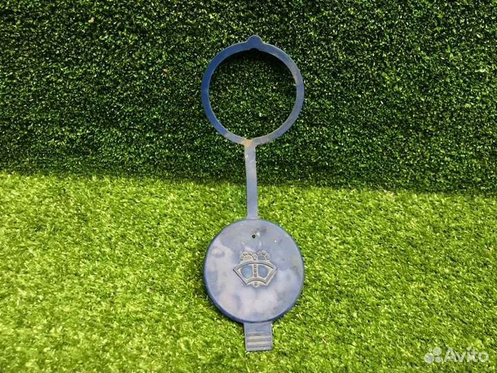 Крышка бачка омывателя Mercedes Glk