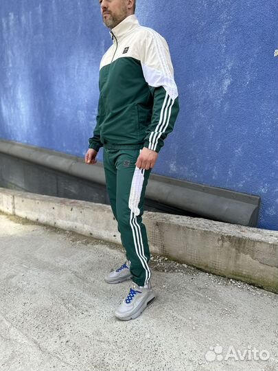 Спортивный костюм Adidas