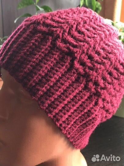 Вязанные шапки, варежки