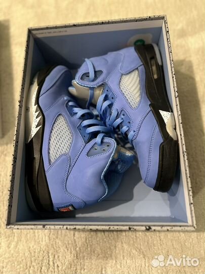 Air jordan 5 retro University Blue