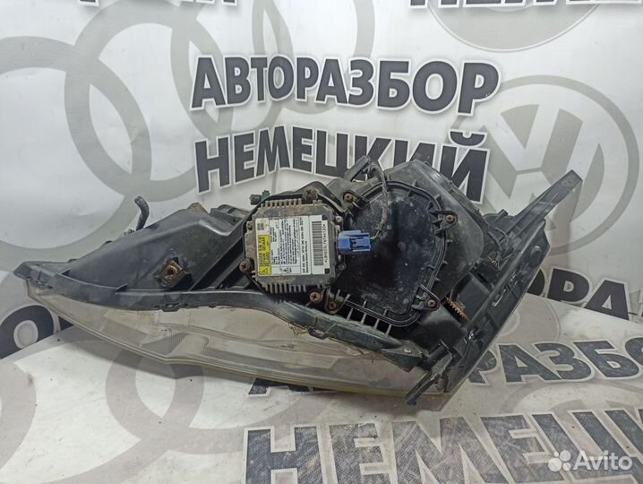 Фара правая ксенон Honda CR-V 3