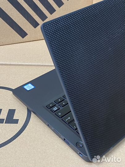 Dell Latitude 7300