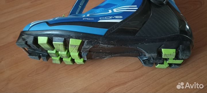 Ботинки лыжные коньковые