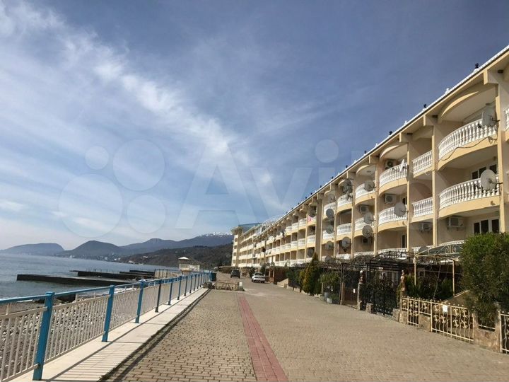 1-к. квартира, 56 м², 2/5 эт.