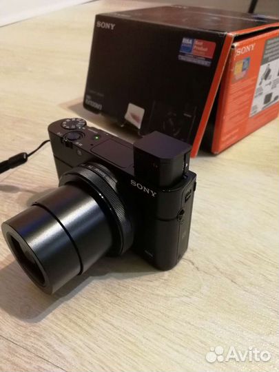 Фотоаппарат Sony RX100 M3