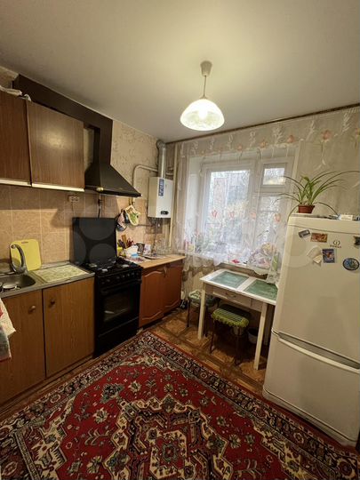 2-к. квартира, 43 м², 2/4 эт.