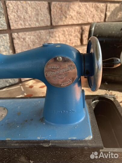Ручная швейная машина бу