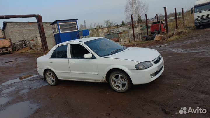 Mazda Familia 1.5 AT, 2000, 450 000 км