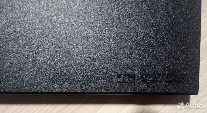 Игровая консоль PlayStation 2 и 2 игры