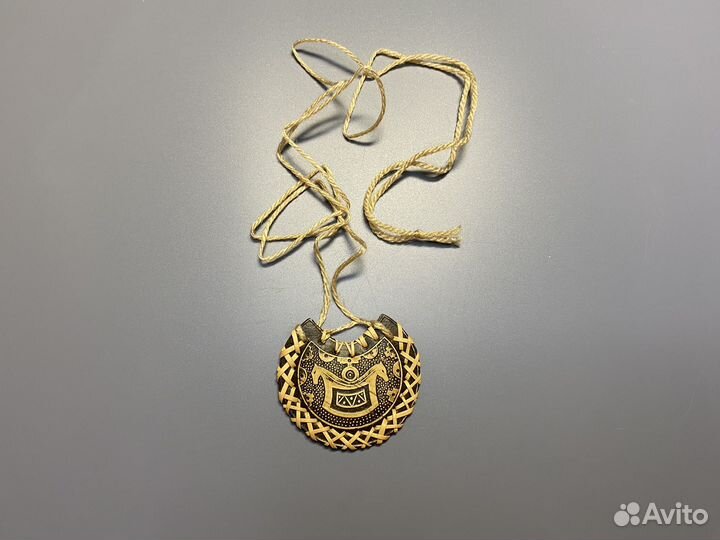 Подвеска берестяная с лошадьми стиль Древняя Русь