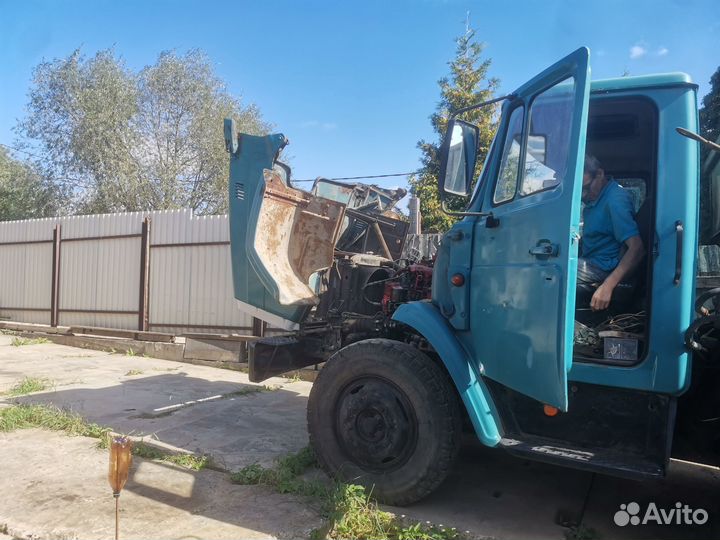 ЗИЛ Бункеровоз (Рогатка)