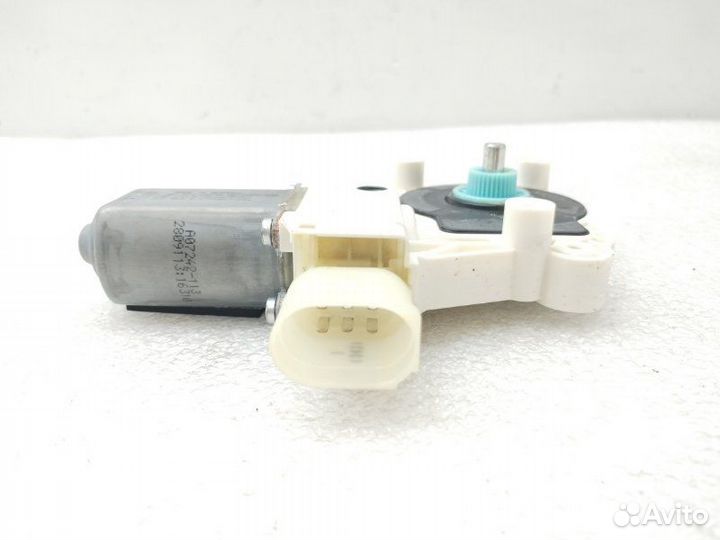 Моторчик стеклоподъемника задний правый Bmw