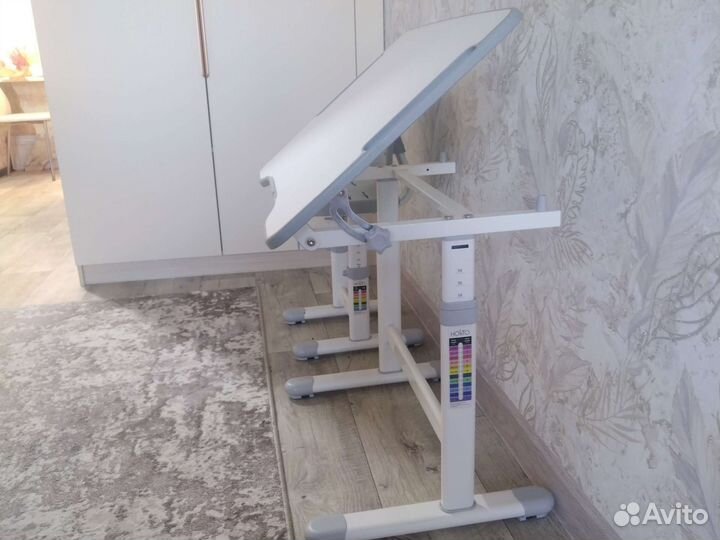 Растущий столик стул