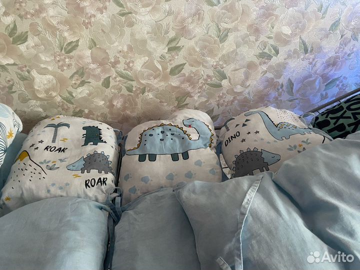 Бортики в кроватку