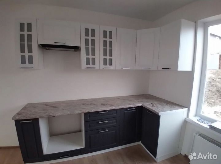 Кухня белая