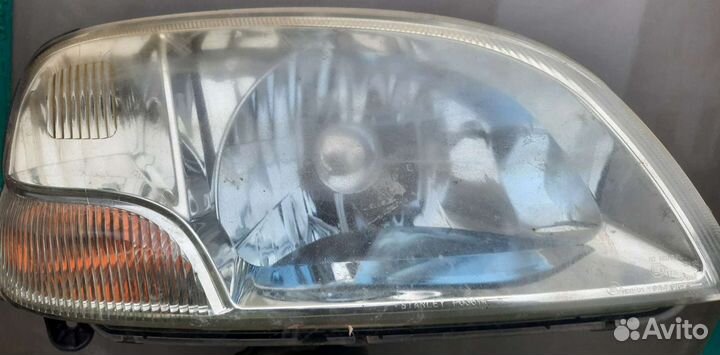 Продам фару для Suzuki swift
