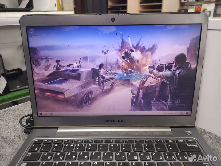 Тонкий ноутбук Samsung i5-3317U