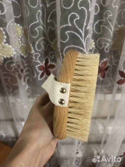 Щётка для сухого массажа
