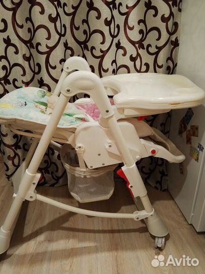 Стульчик для кормления