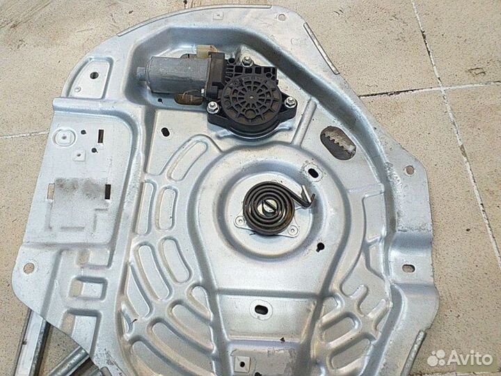 Стеклоподъемник Hyundai Tucson 1 D4EA