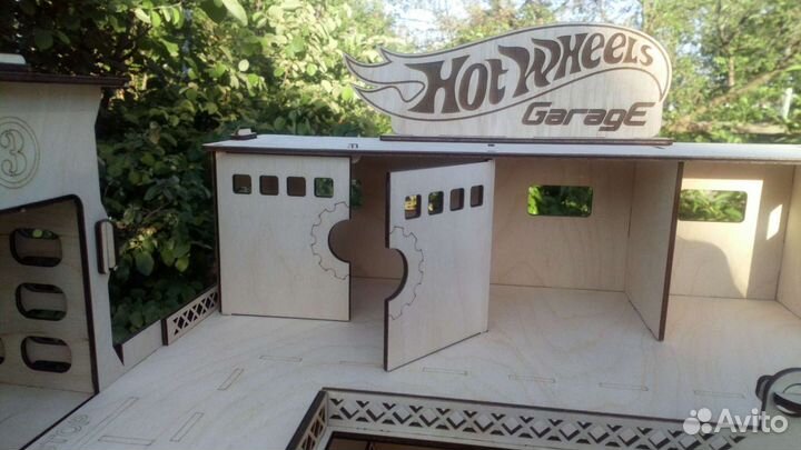 Парковка, гараж для машинок