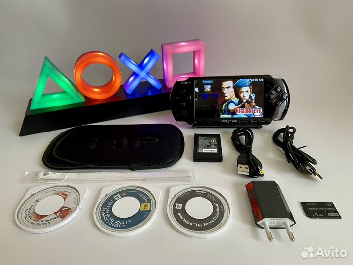 Sony PSP 3006 Супер Комплект, Много Игр