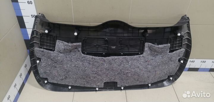 Обшивка двери багажника RAV 4 2013