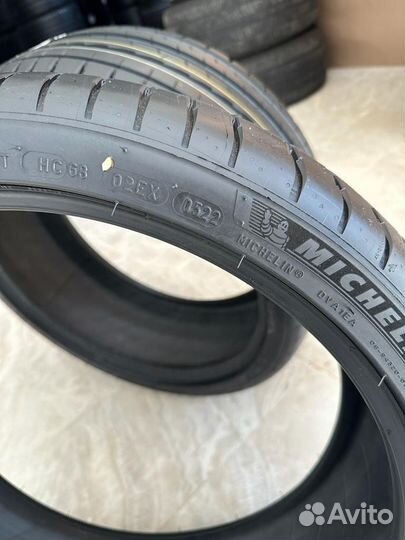 Michelin Pilot Sport 4 245/35 R20