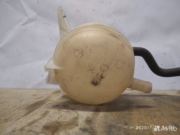 Бачок расширительный LADA Largus K7M 2015