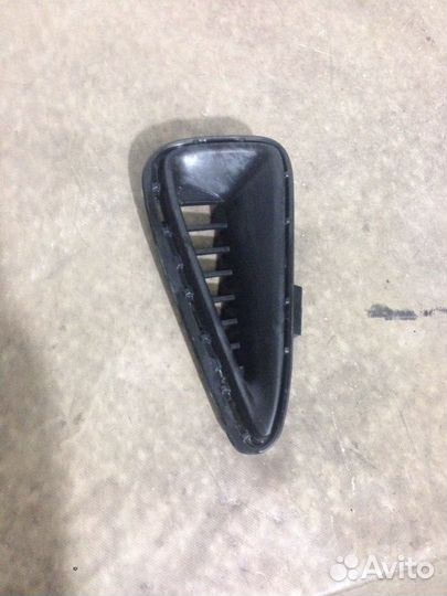 Молдинг бампера Тойота Камри v55