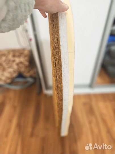 Продаю матрасы на круглую кроватку