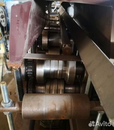 Прокатный станок изготовления металлоштакетника