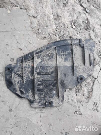 2017-23 Заглушка защиты двигателя cx5