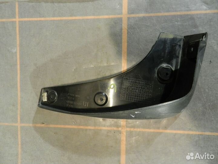 Брызговик передний левый - Kia Sportage 3