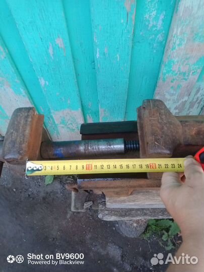 Тиски слесарные СССР бу продам