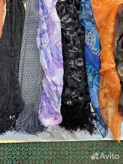 Шарфы и палантины и косыночки