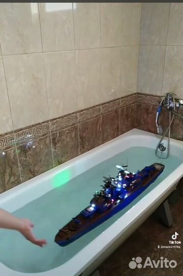 Модель Корабля Ракетный Крейсер на радиоуправлении