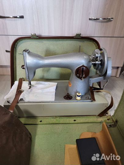 Швейная машина Подольск