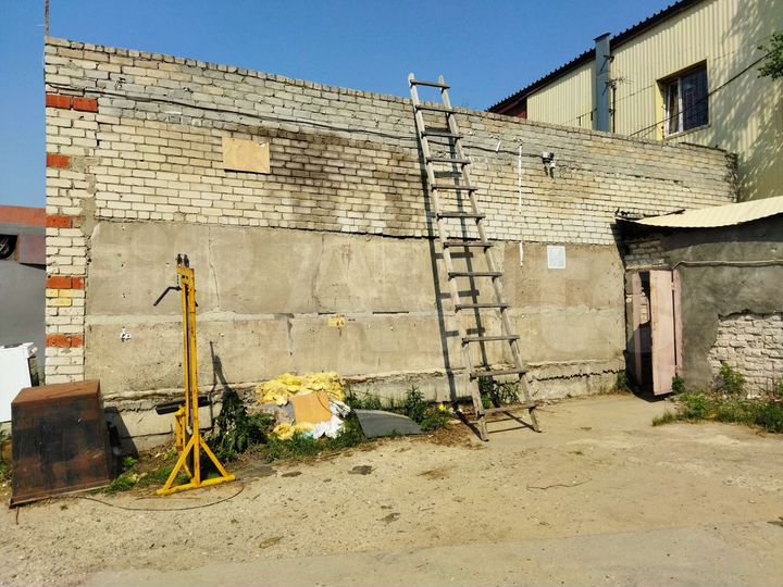 Гараж, > 30 м²