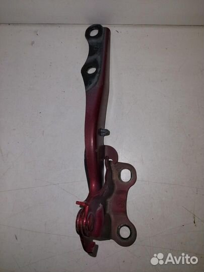 Петля капота правая Toyota Prius 2 NHW20