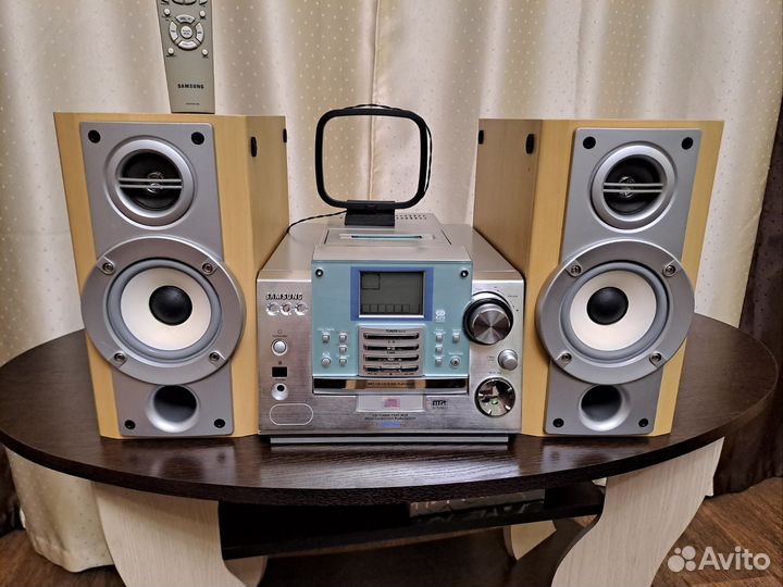 Музыкальный центр samsung mm ZB 9