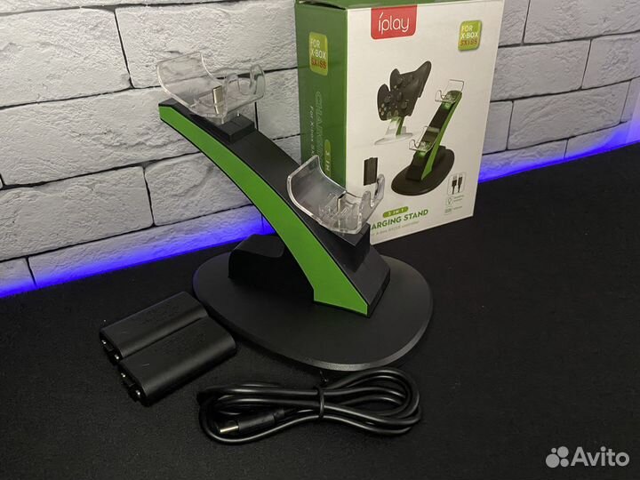 Зарядка для геймпадов xbox series + 2 акб